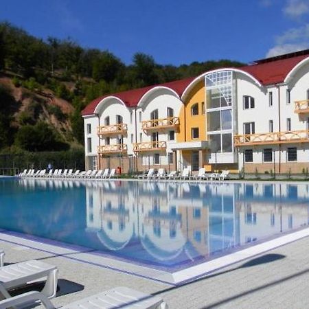 Oras Zlatna Hotel Luaran gambar