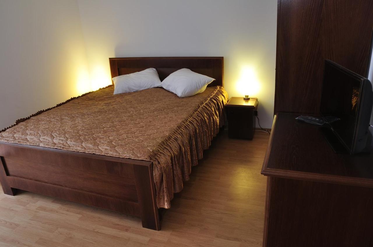 Oras Zlatna Hotel Luaran gambar